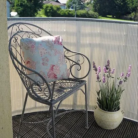 Landfein Lägenhetshotell 4*